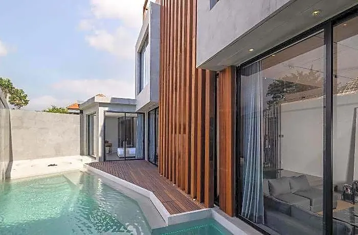 Alex Complex N2 Canggu